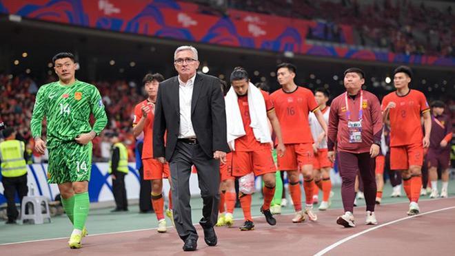足協(xié)官方作出決定！知名教頭成國足新帥熱門，5大理由或最佳選擇