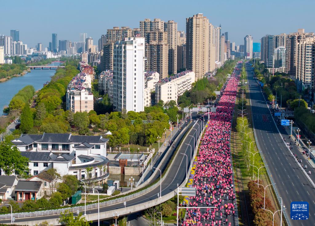 2025淮安马拉松暨大运河马拉松系列赛（淮安站）开跑