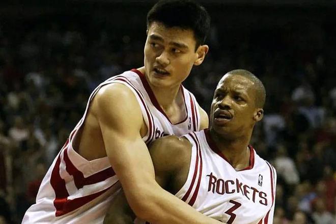 你什么档次,被NBA选中还拒绝去打球?