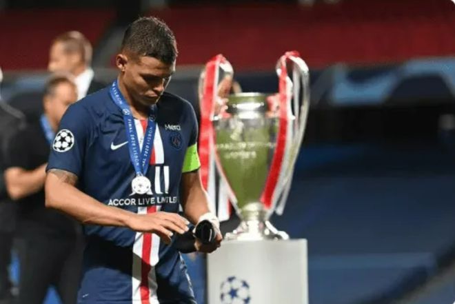 蒂亞戈·席爾瓦祝福大巴黎：2020年經歷過一次艱難，這一次一定會有美好的結局