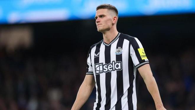 英媒：巴黎有意博特曼但球員想要留下；紐卡在關(guān)注姆貝烏莫