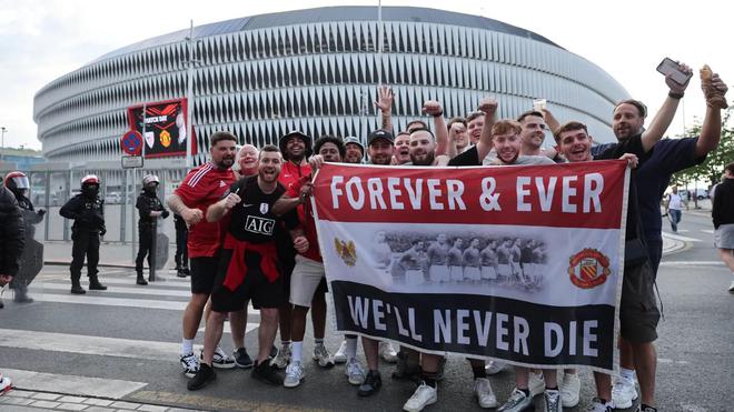 業(yè)務(wù)交流，畢爾巴鄂警方赴溫布利球場與英國同行交流安保經(jīng)驗(yàn)