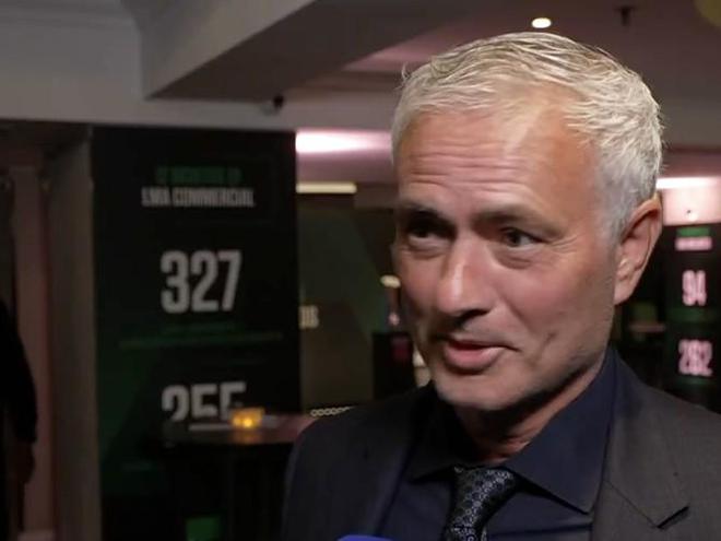 穆帥開玩笑：國米的三冠王屬于我，我不希望他們再次達成