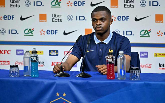 卡盧盧：只要不和我效力的球隊在歐冠交鋒，我都支持巴黎