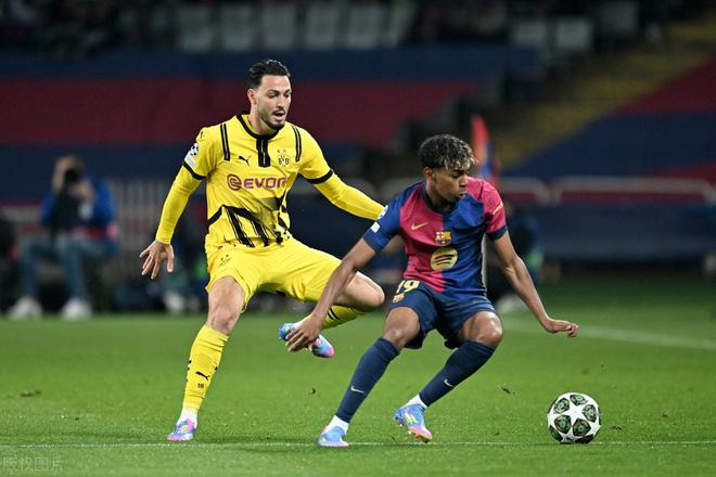 巴萨4-0多特蒙德，赛后评分：不是亚马尔第一，巴萨11号排第一