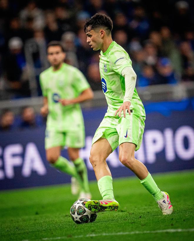 佩德里：現(xiàn)在要抬起頭來迎接國家德比，向西甲冠軍沖刺