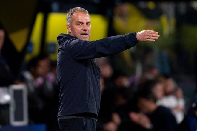 世體：老中青比例完美+青訓造血+心態端正，這支巴薩未來可期