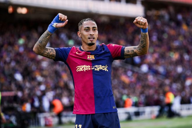 辣眼！拉菲尼亞離譜失空門遭央視解說狂吐槽，球迷：把金球踢飛了