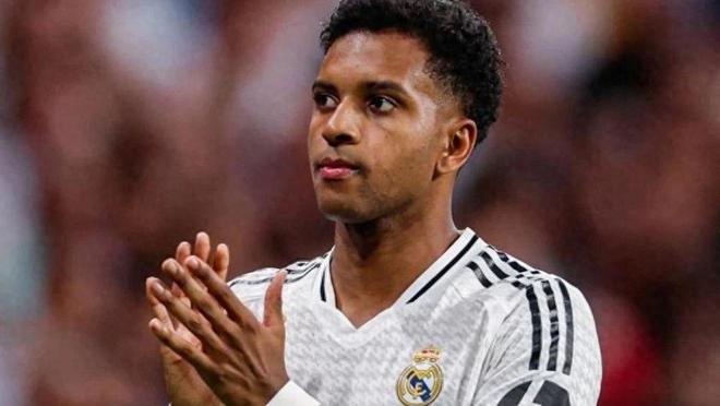 出了什么事？皇馬球星在國家德比中“消失”，甚至沒熱身