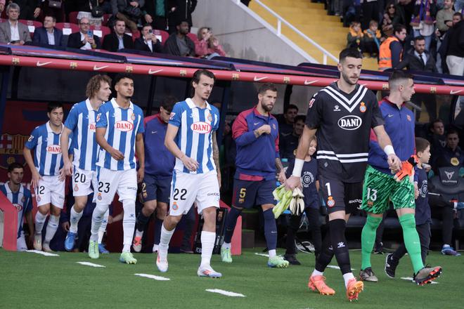 西班牙人對陣巴塞羅那：爭奪關(guān)鍵三分的西甲聯(lián)賽對決