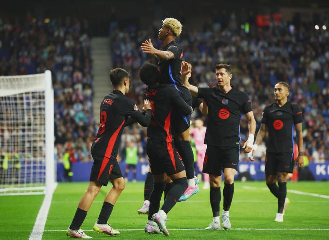 德科：哈維等前任也為球隊做出貢獻，巴薩最大的挑戰(zhàn)就是更新?lián)Q代