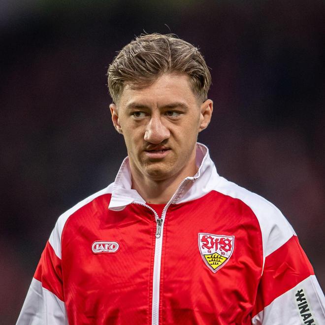 天空體育：施蒂勒被克羅斯推薦給皇馬，并稱其為中場引援首選