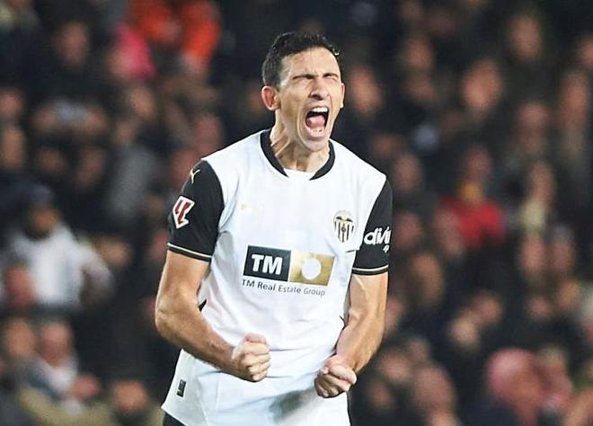 阿斯：瓦倫想與雷克尼、洛佩斯續約，但最多只會開100萬年薪