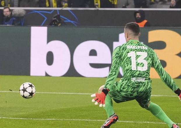 每體：所有跡象表明佩尼亞將離隊，但他的高薪是一個阻礙