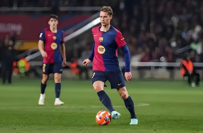 西媒：如果與巴薩續(xù)約德容必須減薪，若有高額報價球隊可能將其出售