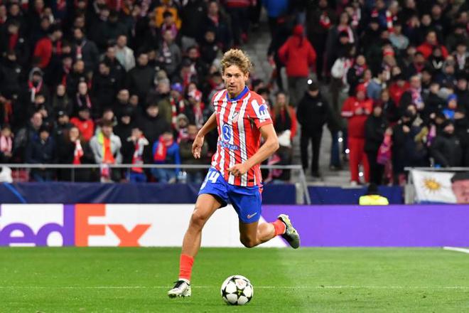 阿斯報(bào)：馬科斯-略倫特本賽季改踢右后衛(wèi)表現(xiàn)出色，堪稱多面手