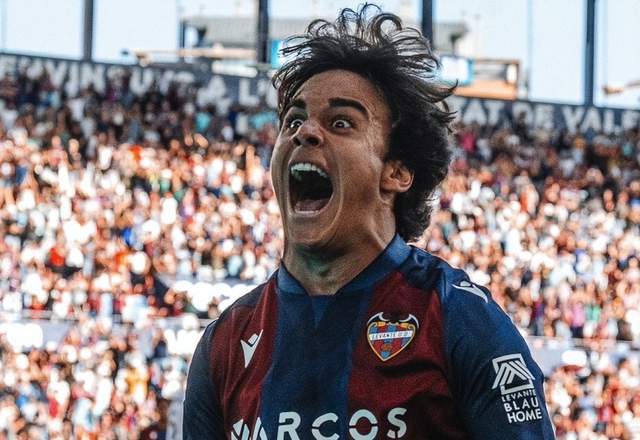 97分鐘世界波絕殺，3-2！西甲首支升級隊誕生：時隔3年圓夢