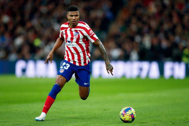 鏡報：諾丁漢森林&水晶宮競爭馬競后衛雷尼爾多，還有多隊在關注