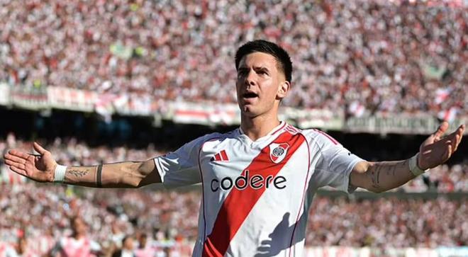 記者：馬斯坦托諾渴望加盟巴黎，后者愿讓他代表河床踢世俱杯