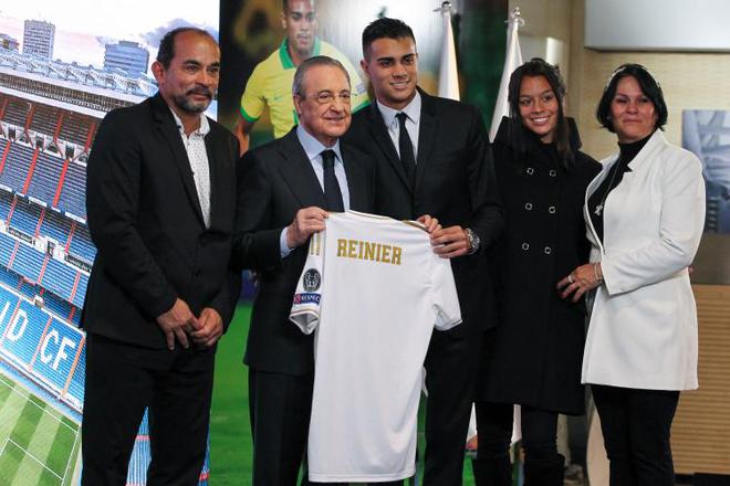 西乙都難踢皇馬2020年3000萬賭18歲雷尼爾，本賽季西乙僅1球