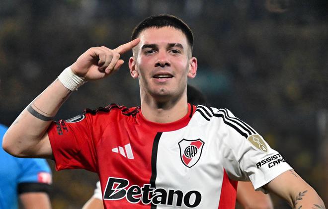 阿媒：馬斯坦托諾轉會費加稅5656.5萬歐，將成阿根廷最貴轉出