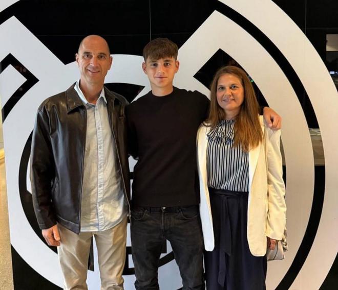 記者：A費不會代表皇馬參加世俱杯，這是阿瓜多展現(xiàn)實力的機會