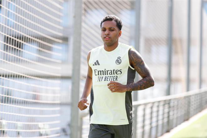 馬卡：羅德里戈已表達(dá)留隊(duì)意愿，并想在阿隆索麾下證明自己