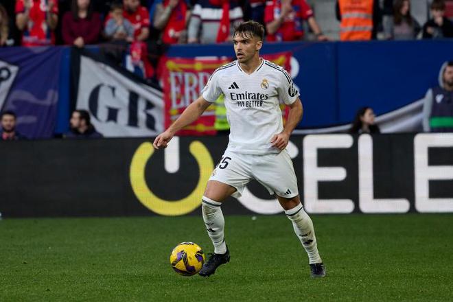 記者：阿森西奧世俱杯上仍穿35號，下賽季他將更換球衣號碼