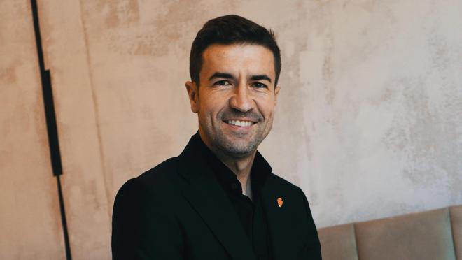 官方：西乙俱樂部薩拉戈薩與主教練加比續約至2026年