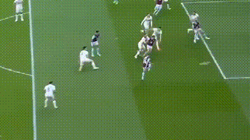 2-1后！英冠2队升级：伯恩利+利兹联回英超，谢菲联桑德兰锁定前6
