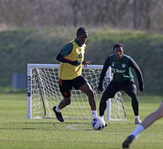 羅馬諾：17歲邊鋒曼塔托將與曼聯簽下4年職業合同