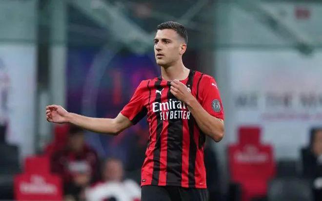 達(dá)洛特經(jīng)紀(jì)人丨曾租借米蘭的一年至關(guān)重要