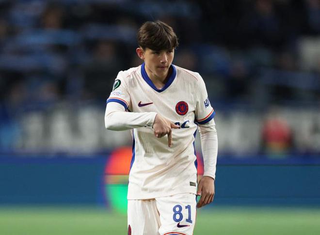 馬雷斯卡談小將沃爾什：他很有天賦、敢于要球，我喜歡他的個性