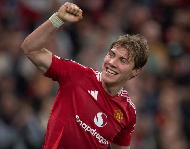 霍伊倫：我知道曼聯的意義，想在最大的舞臺上展示自己