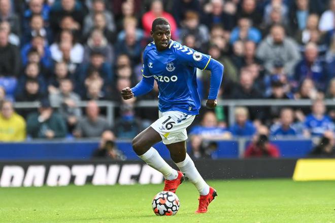 法媒：利雅得青年人年薪400萬(wàn)美元邀請(qǐng)埃弗頓中場(chǎng)杜庫(kù)雷加盟