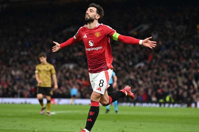 記者：利雅得新月仍未放棄引進B費，要求其在一周內給出答復