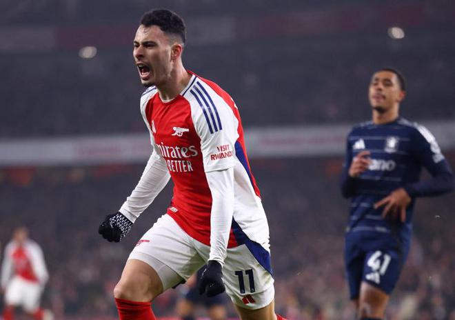 標晚：在鋒線選擇有限的情況下，阿爾特塔計劃讓馬丁內(nèi)利踢偽9號