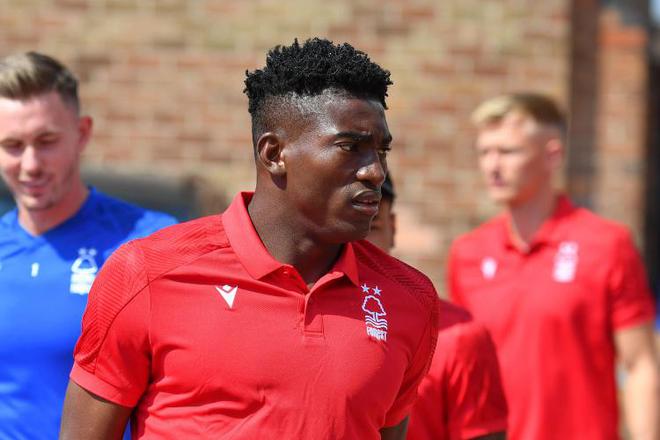 諾丁漢森林官方聲明：阿沃尼伊已順利完成緊急手術(shù)，恢復(fù)情況良好