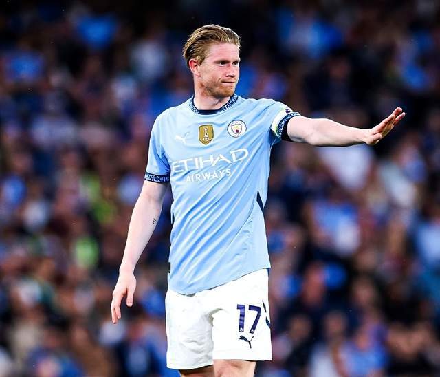 英超動人1幕：大師主場揮別，5萬人鼓掌致敬！瓜迪奧拉落淚