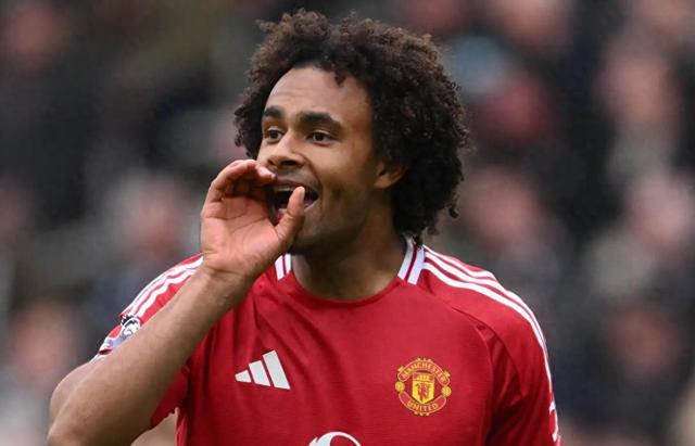 李-夏普：很喜歡齊爾克澤，我認(rèn)為他可以成為曼聯(lián)的超級(jí)巨星