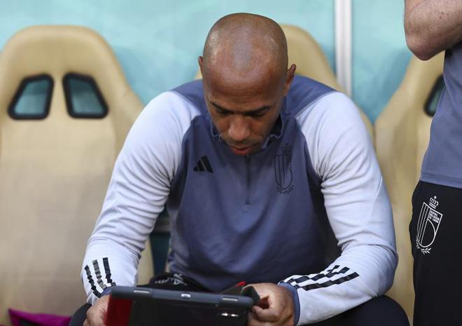 亨利：阿森納過去3年沒踢過決賽，被所有人嘲笑的曼聯5年5進決賽