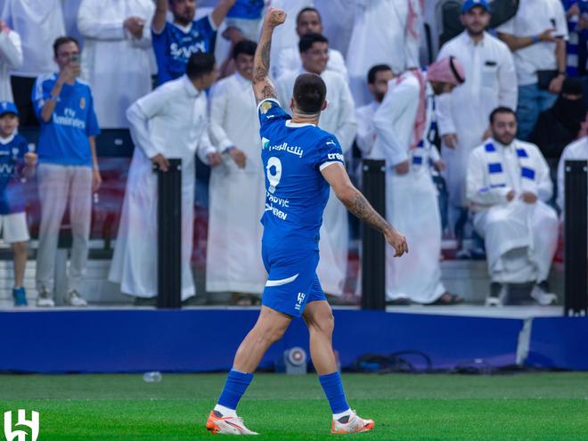 電訊報(bào)：米特羅維奇無(wú)意離開(kāi)沙特，他不會(huì)加盟曼聯(lián)