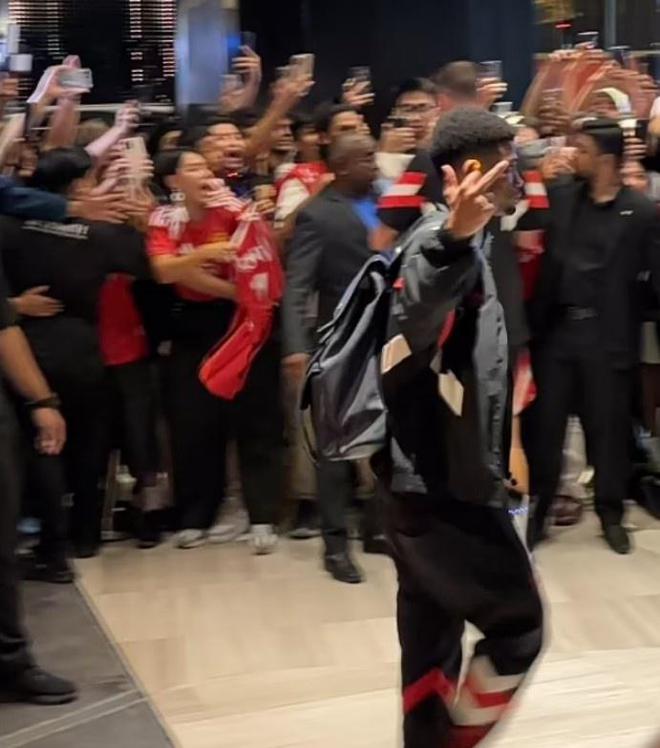 曼聯(lián)亞洲行風(fēng)波！貝克漢姆：我們那支曼聯(lián)很注重禮節(jié) 都尊重球迷