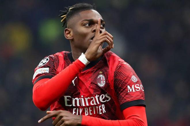 回聲報：利物浦未對萊奧提出正式報價，而是專注于維爾茨