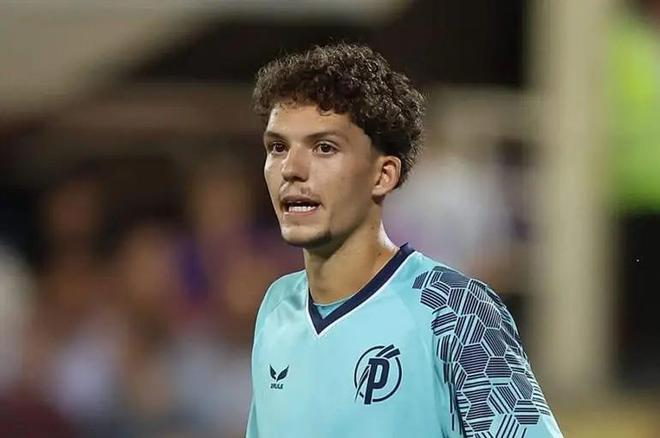 TA：利物浦即將150萬鎊簽下匈牙利門將佩奇，亞羅什將被外租