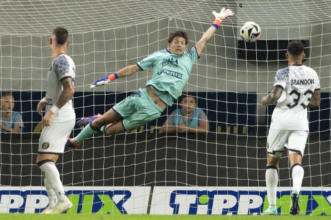 TA：利物浦接近150萬鎊簽匈牙利年輕門將佩齊，他新賽季在U21效力