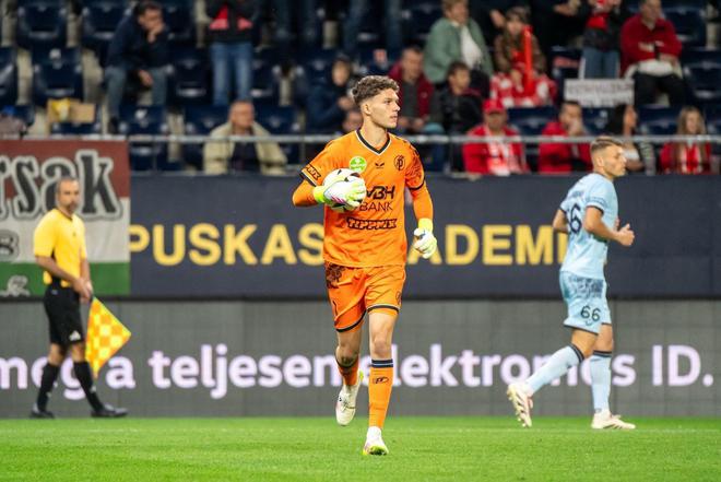 羅馬諾：20歲匈牙利門將阿爾明-佩奇已確認簽約利物浦