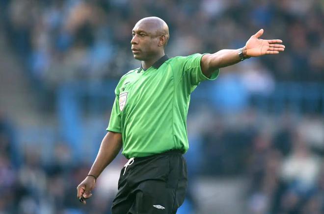 英足總官方發(fā)文悼念前英超黑人主裁：我們對雷尼的去世深感悲痛