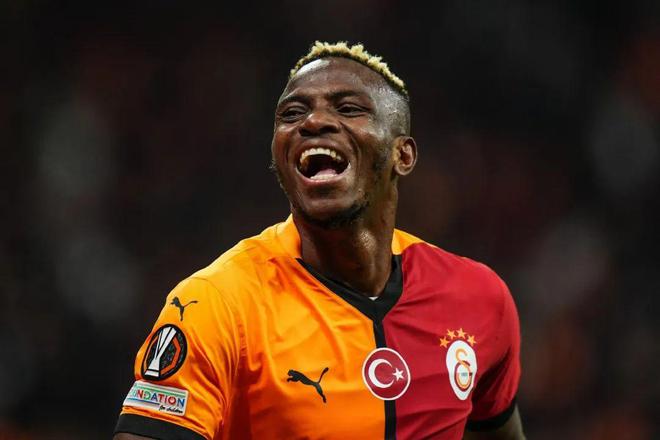 英媒：曼聯(lián)將與奧斯梅恩進行進一步談判，但有兩個條件；21世紀單賽季中場進球最多球員榜單：B費5次入選