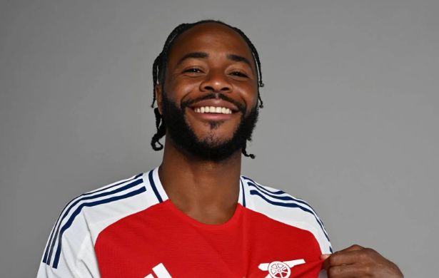 土媒：主帥索爾斯克亞親自邀請，希望斯特林加盟貝西克塔斯